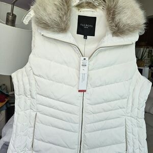 NWT Talbots White Genuine DOWN Fill (80% Down) Quilted Vest with Faux Fur Collar